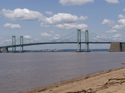 Delaware Memorial Bridge vid Wilmington.