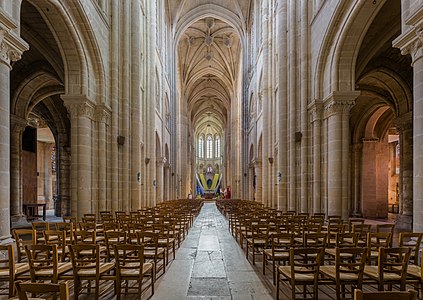 Nave of Senlis Cathedral (1153–1191)