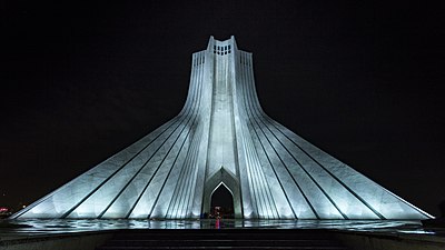 برج آزادی، نماد تهران