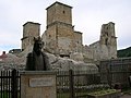Фортеця Діошдьйор і пам'ятник королю Лайошу