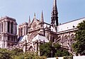 Notre-Dame i Paris, et eksempel på højmiddelalderens arkitektur.