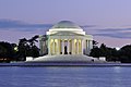 4. A Thomas Jefferson-emlékmű szürkületben a Tidal-medence felől (Washington) (javítás)/(csere)