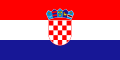 علم دولة كرواتيا (بنسبة 1:2)