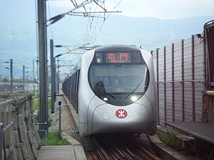 西鉄線で使用されている港鉄近畿川崎電車E300番台