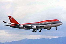 N661US when it was in service with Northwest Airlines
