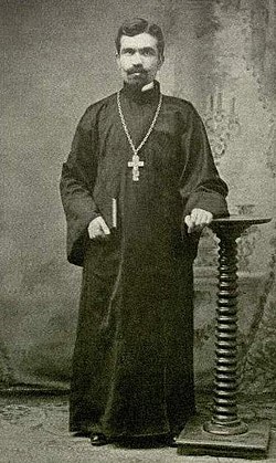 Fan Noli 1908-ban, az albán ortodox egyház vezetőjeként
