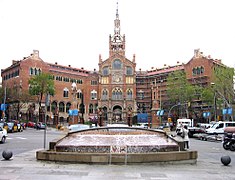 Fuente de la avenida Gaudí (1985), de Màrius Quintana.