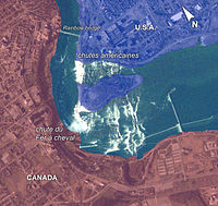 États-Unis Canada Les chutes du Niagara depuis l'espace, avril 2001.