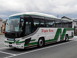 貸切バス車両（いすゞ・ガーラ）