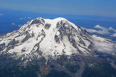 4. Mount Rainier in Washington