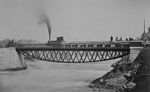 Europas första stålbro, konstruerad av Claes Adelsköld och invigd 1866 över Göta älv vid Rånnum öster om Vänersborg.[190]