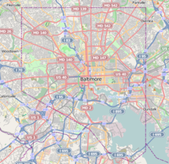 Mapa konturowa Baltimore, na dole po prawej znajduje się punkt z opisem „miejsce zdarzenia”