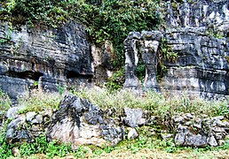 Xâm thực đá vôi ở hồ cổ tại Đồng Văn, Hà Giang