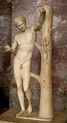 Apolo Sauróctono, copia romana en mármol de un original de Praxíteles.