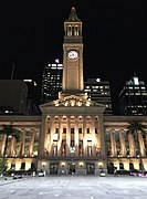 Mestna hiša Brisbane, nacionalni simbol demokracije