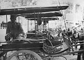 Dokar (sado) di Stasiun Sidhoardjo. Rute Modjokerto - Malang, Jawa Timur. 1904.