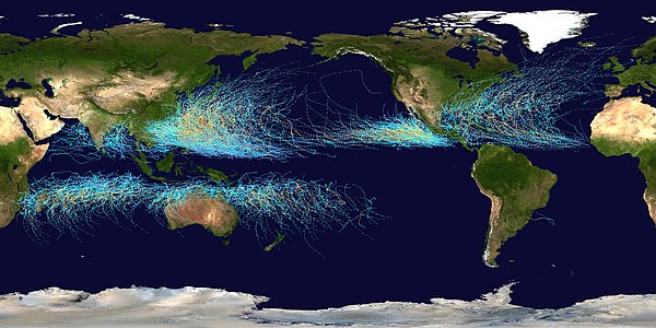 1985 ile 2005 yılları arasında dünyada meydana gelen tüm tropik kasırgaların haritası. (Üreten:Nilfanion (arka plan: NASA))