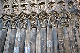 Puerta del Juicio, Catedral de Tudela. Capiteles.jpg