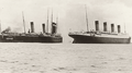 The SS New York (left) approaching dangerously against the Titanic (right). To the left of the New York , the funnels of the RMS Oceanic are observed, which collaborated with the tugboat Vulcan in the work to stop the New York and avoid a collision with the Titanic