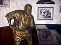 Statue d'Hemingway et photo avec Fidel Castro au bar La Floridita à La Havane.