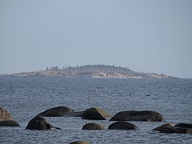 L'île aux Œufs vue de la Pointe-aux-Anglais.