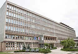 Az egyetem főépülete