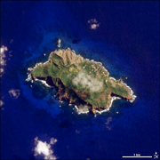 Satelitski posnetek Pitctarinovega otoka