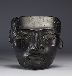 Mască de la Teotihuacan, din aproximativ 250 - 600 e.n., care este expusă la Walters Art Museum din Baltimore, SUA