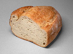 Brood wat van koringmeel gemaak is