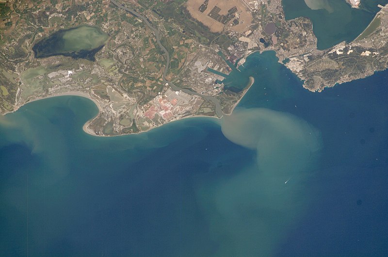 File:ISS015-E-13515 - View of France.jpg