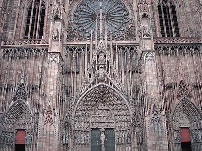 Детайл от западната фасада на Страсбургската катедрала