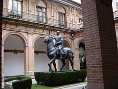 Estatua ecuestre de Franco (1964), de José Capuz (Valencia)[Nota 1]​