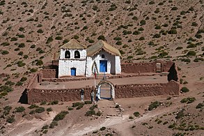 Die Kirche von Machuca in San Pedro de Atacama. Hier gibt es die erste indigene Gemeinschaft, die schon vor über 100 Jahren vom chilenischen Staat einen Eigentumstitel über ihr Land erhielt.