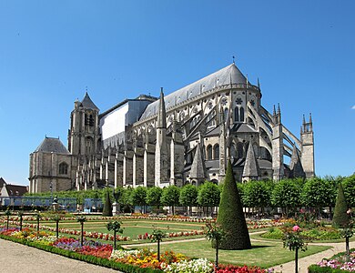 Bourges Cathedral with flying buttresses (1195–1230)