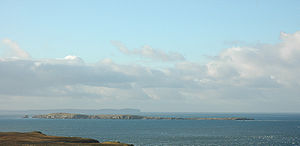 Blick von South Ronaldsay zur Insel Swona im Pentland Firth