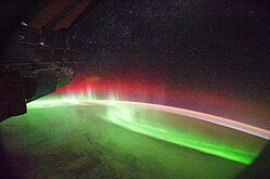 Двокольорове полярне сяйво з Міжнародної космічної станції