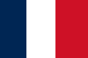 フランス海軍の軍艦旗（商船旗）。国旗と酷似しているが、赤の面積がやや多いほか、青色が濃い。