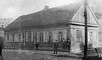 Ludwik Zamenhofs födelsehem i Bialystok. Fotot taget efter 1919 då Zielona gatan bytt namn till Zamenhof gatan.