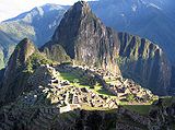 Machu Picchu återupptäcks denna dag för 113 år sedan.