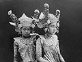ಬಾಲಿನರ್ತಕಿಯರು; [Balinese dance]rs wearing elaborate headgear, photographed in 1929. Digitally restored.