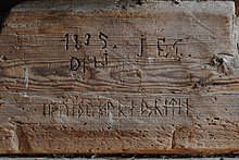 Runeninschrift von 1835 auf Holzscheune (Bäume 1472 gefällt) in Vika, Dalarna