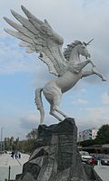 Sculpture représentant un cheval avec une corne et des ailes, en Turquie.