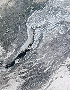 Озеро Байкал взимку, супутниковий знімок