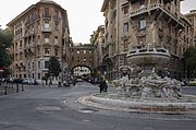 it:Quartiere Coppedèとit:Fontana delle Rane (Roma)