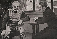 Josef Rozsíval (vlevo) a Stanislav Strnad v úlohách zámožného měšťana „Hájka“ a jeho syna lékaře