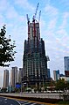 兴建中的上海中心大厦（2011年12月）
