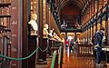 Blick in den Hauptsaal der Alten Bibliothek des Trinity College