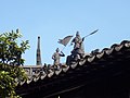 Statue du Général Guan Yu sur un toit