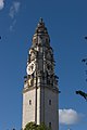 Ülkenin başkenti olan Cardiff'te saat kulesi