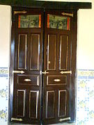Puerta española de cuarterones de madera (s. XIX)